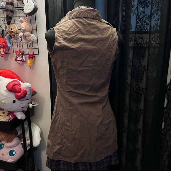 Brown Safari Vest/Dress - Picture 2 of 4